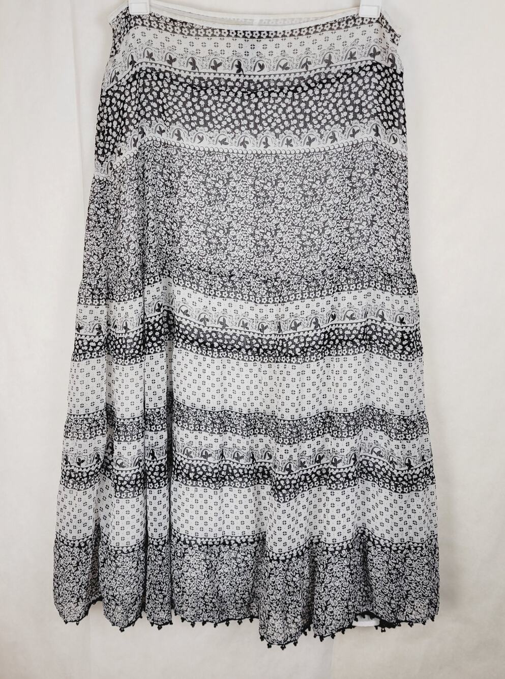 Apostrophe black and white patchwork floral maxi skirt size 12 beaded hem Boho